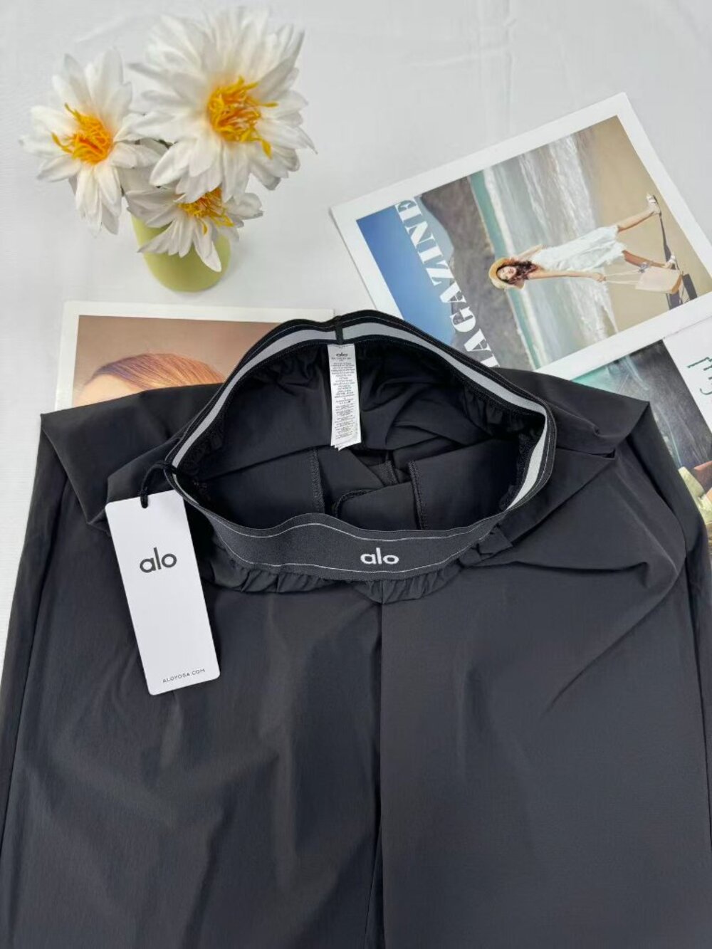 Alo Yoga 👑Brand New  Dark Grey Women's High-Waisted Wide-Leg Pants (Regular) 👑 - Picture 5 of 5